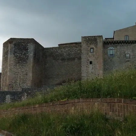 Holiday home Melfi, Citta Delle Costituzioni Di Federico Ii - Casa Vacanze